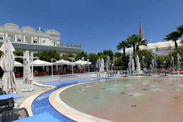 A Peek Behind the Brochures Through Westgate Resorts Reviews