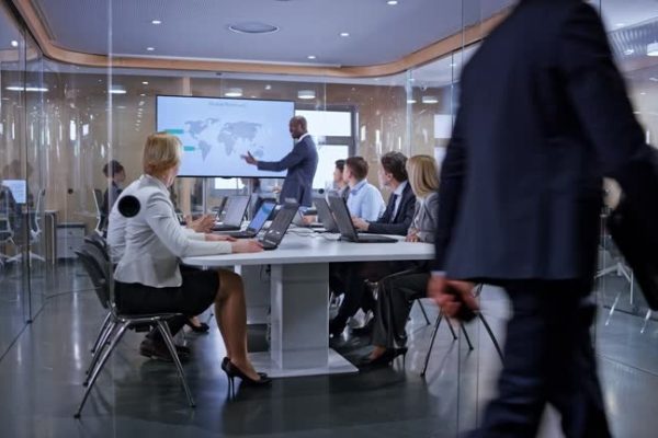 Profitable Franchises: A Smart Path to Low-Risk Business Ownership